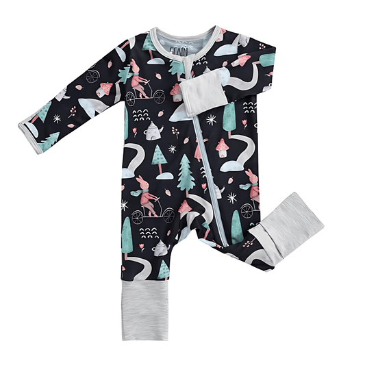 Cozy Baby Romper With Playful Print & Easy Zipper