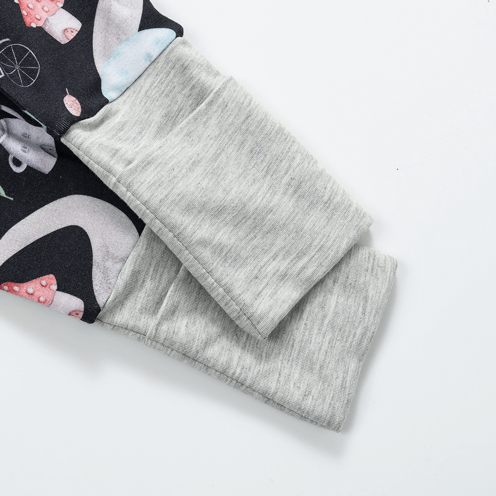 Cozy Baby Romper With Playful Print & Easy Zipper