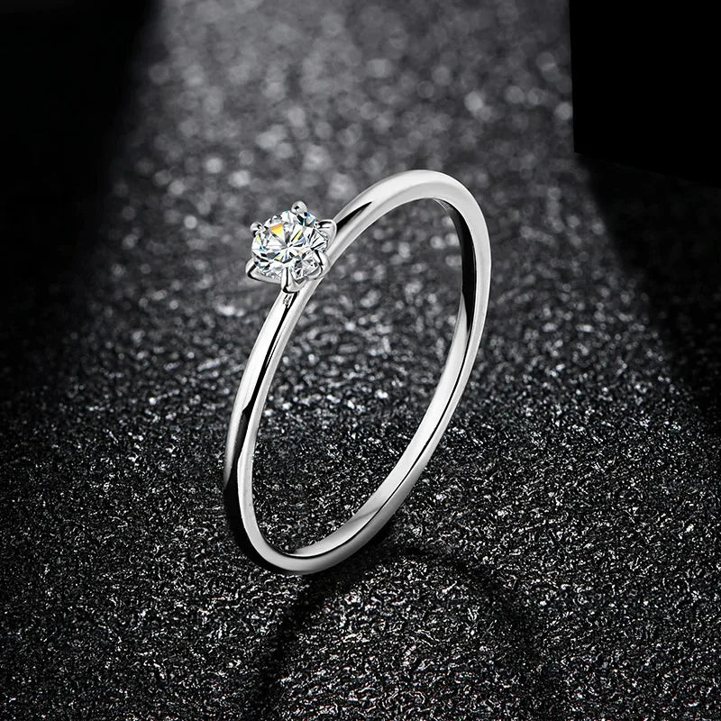 18K White Gold Plated Ring for Women 0.2ct Test Past D Moissanite Diamond Solitaire Ring Wedding Band Engagement Bridal(复制)