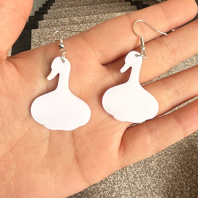 Cross border New Product Funny Creativity Garlic Duck Earrings Female European and American Fashion Festival Animal Earrings