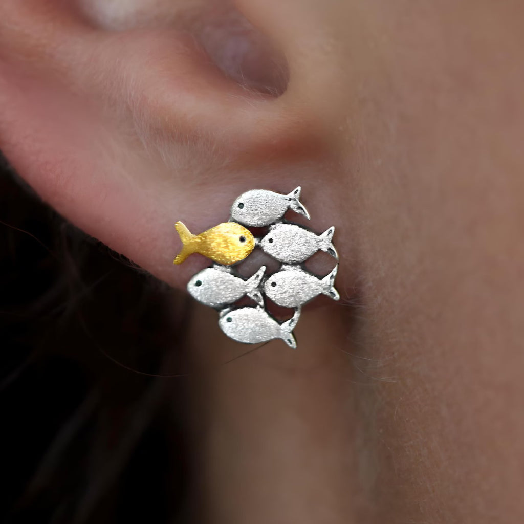 Boucles d'oreilles à contre-courant 