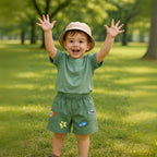 Short cargo pour garçon avec détails amusants en patch