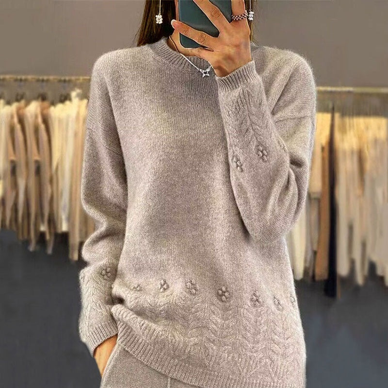 Cotton Blend Knit Pullover – Relaxed Shape & Easy Layering