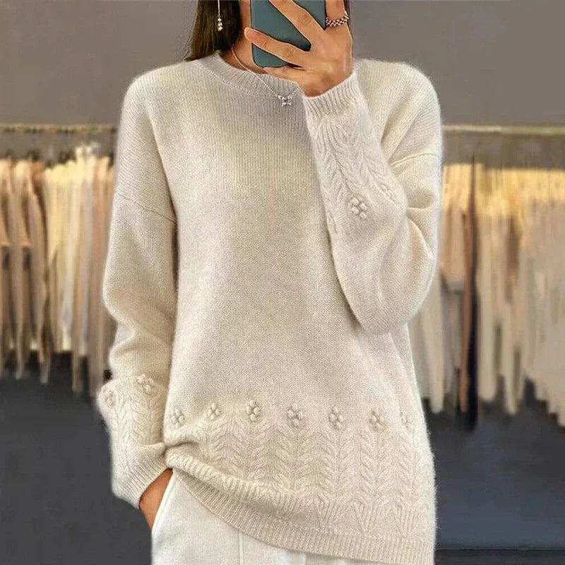 Cotton Blend Knit Pullover – Relaxed Shape & Easy Layering