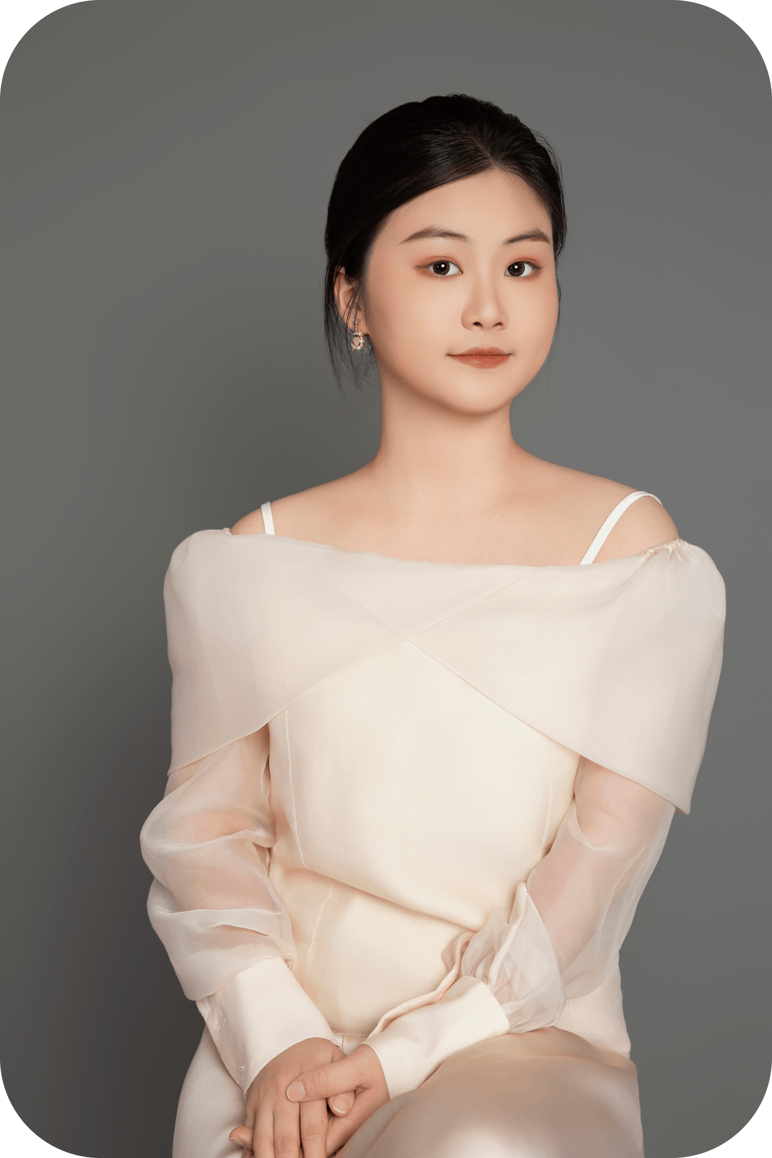 Emily.png__PID:732af43d-657e-4551-a82c-1365ef513309