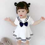 Robe bébé à col marin