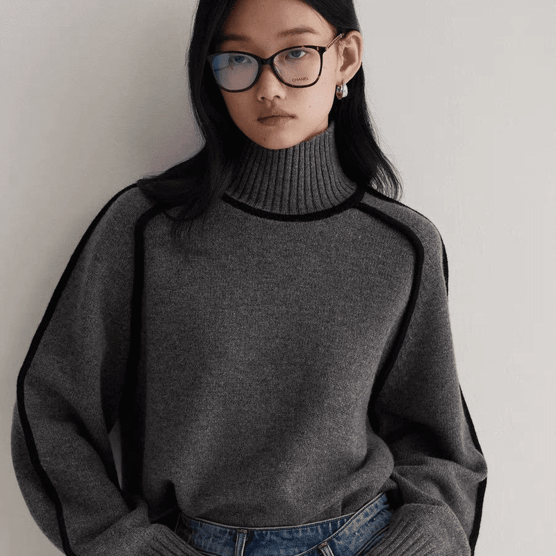 Wool-Blend Pullover - Turtleneck Shape & Warm Comfort