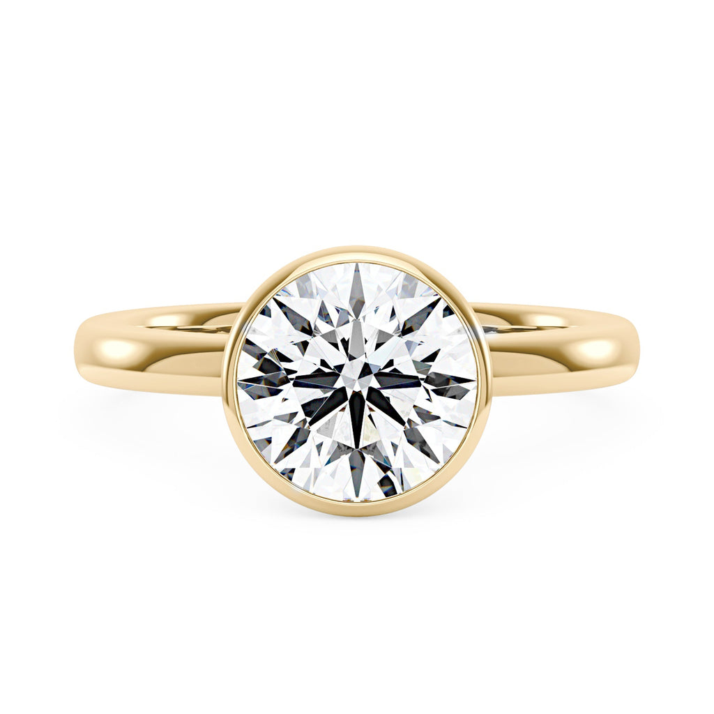 Bague solitaire en moissanite sertie sur une lunette ronde