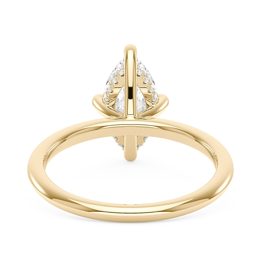 Bague solitaire en moissanite taille marquise avec halo caché