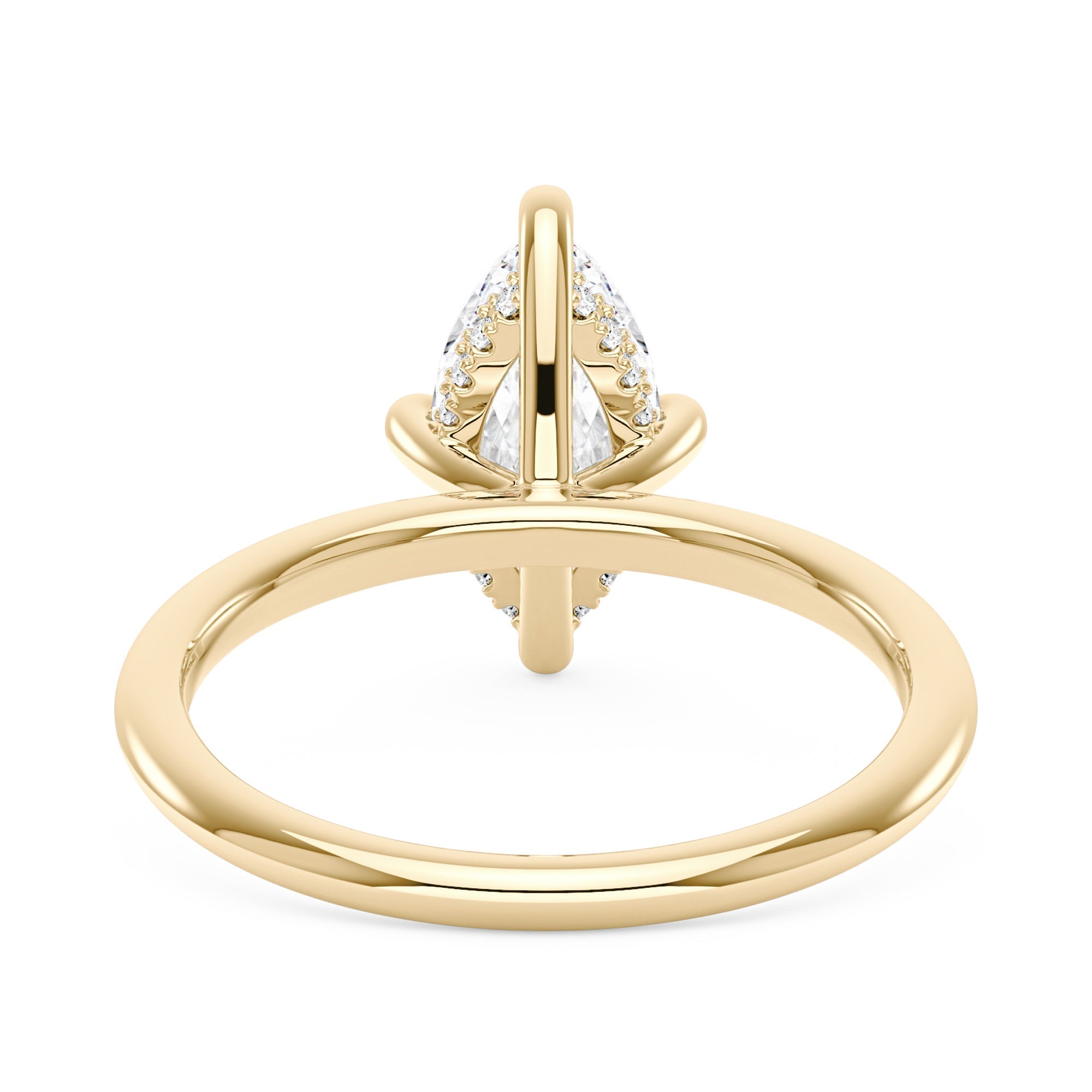 Bague solitaire en moissanite taille marquise avec halo caché